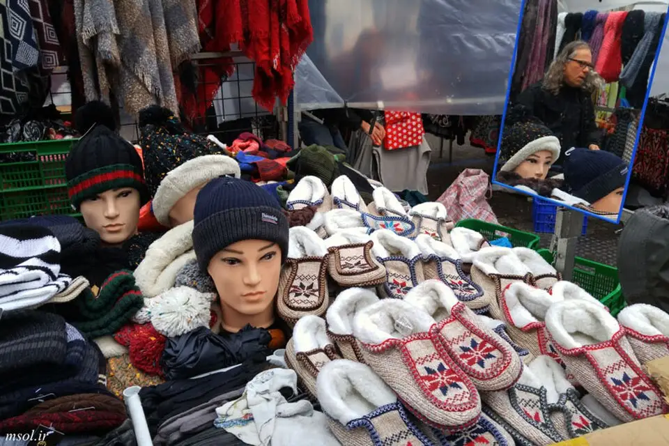 El Rastro flea market (Sundays), Madrid