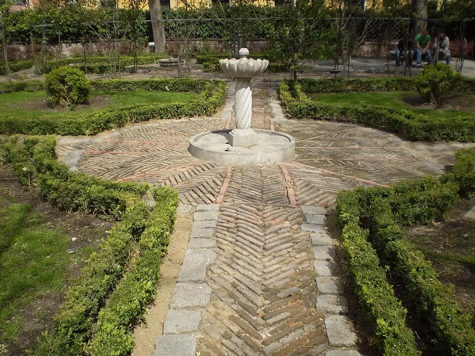 Príncipe de Anglona Garden (Jardín del Príncipe de Anglona), Madrid