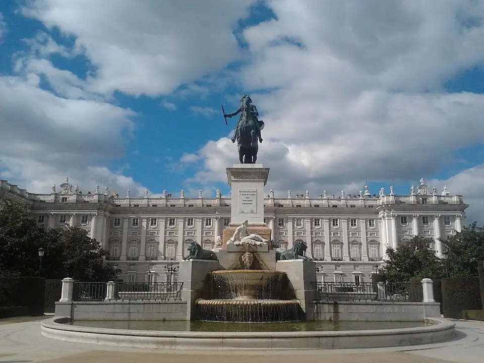 Plaza de Oriente, Madrid